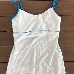 Lulu workout tank